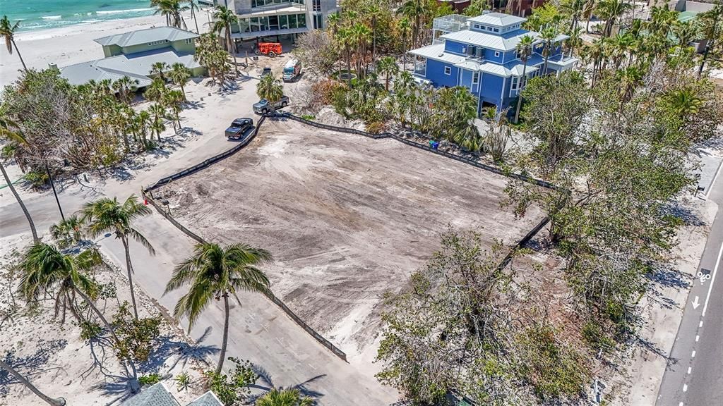 For Sale: $2,900,000 (0.35 acres)