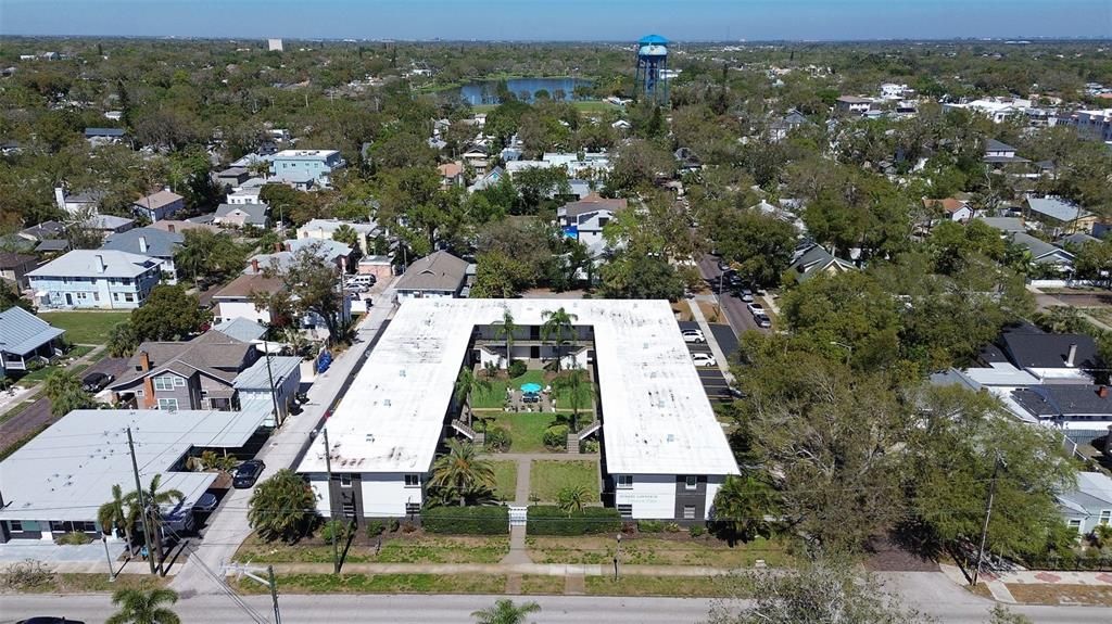 待售: $170,000 (1 贝兹, 1 浴室, 590 平方英尺)