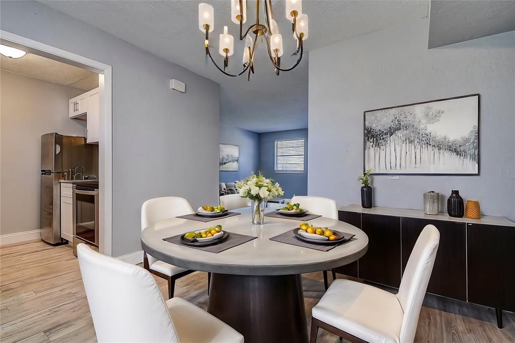 待售: $170,000 (1 贝兹, 1 浴室, 590 平方英尺)