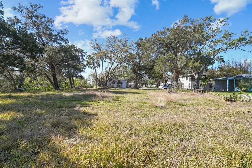 En Venta: $165,000 (0.25 acres)