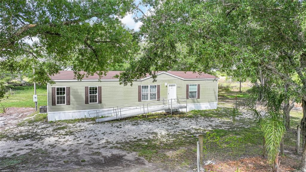 На продажу: $367,850 (3 спален, 2 ванн, 1344 Квадратных фут)