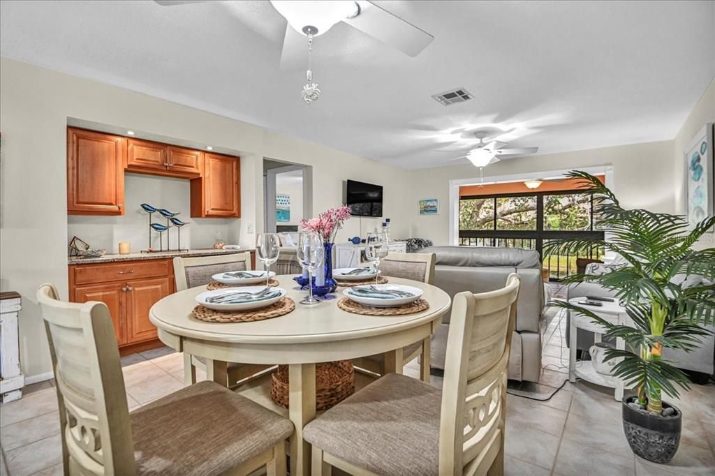 For Rent: $1,895 (2 beds, 2 baths, 1064 Square Feet)