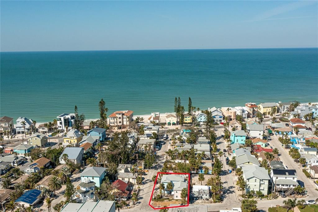 待售: $999,000 (2 贝兹, 0 浴室, 2044 平方英尺)