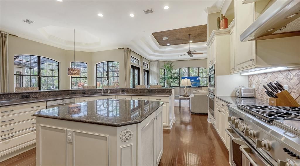 Active With Contract: $3,100,000 (4 beds, 4 baths, 4008 Square Feet)