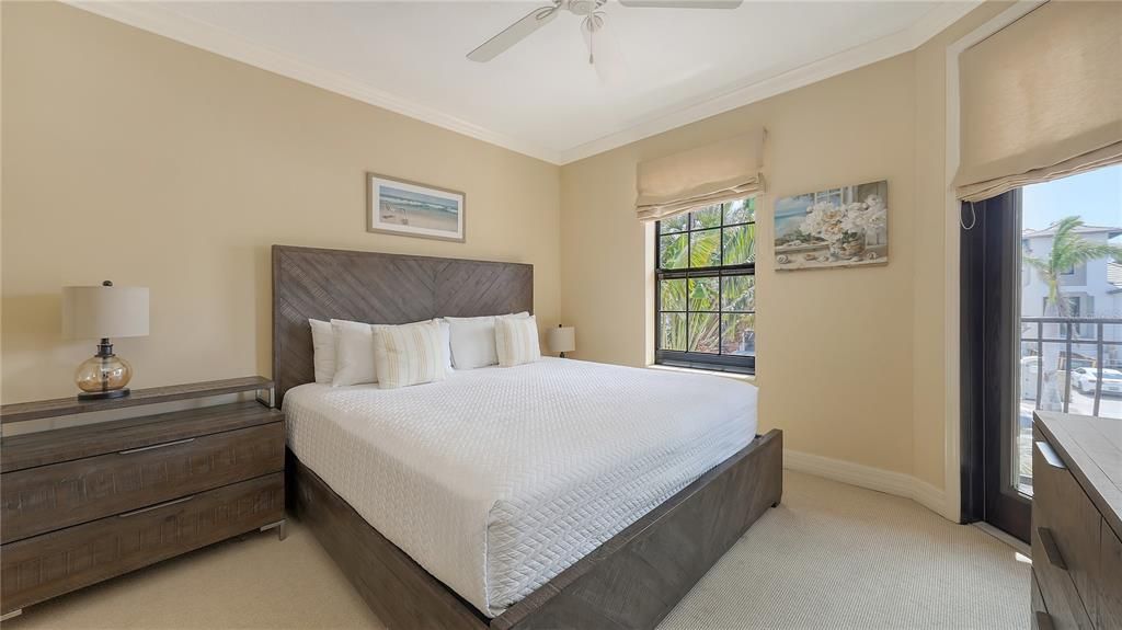 Active With Contract: $3,100,000 (4 beds, 4 baths, 4008 Square Feet)