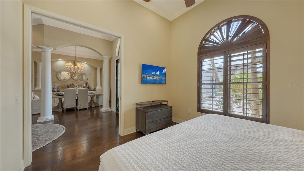 Active With Contract: $3,100,000 (4 beds, 4 baths, 4008 Square Feet)