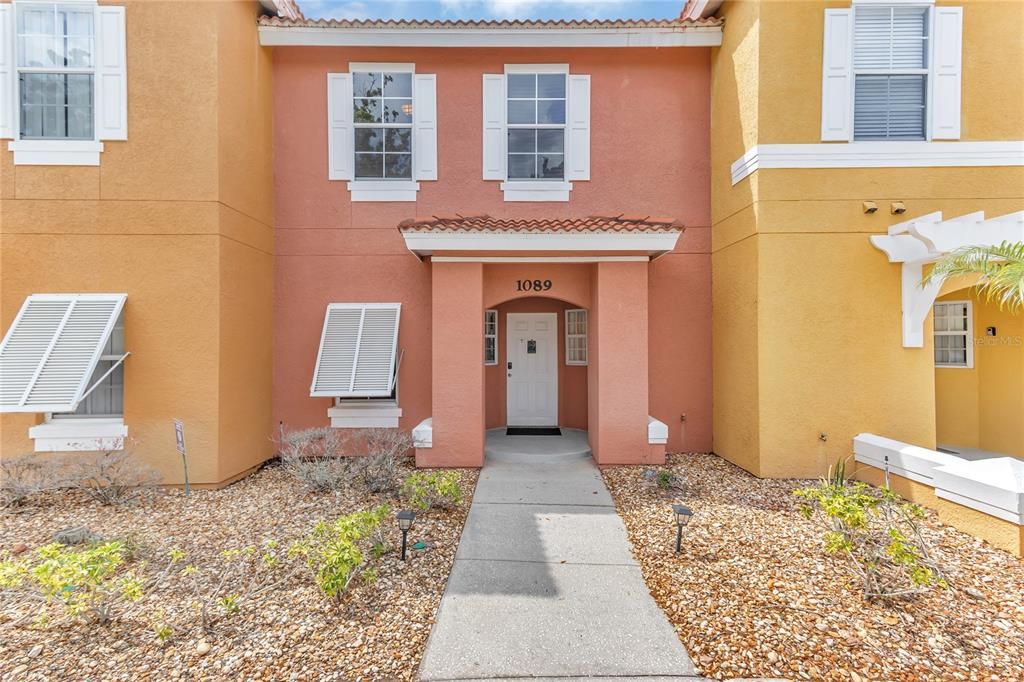 Recently Sold: $240,000 (3 beds, 2 baths, 1291 Square Feet)