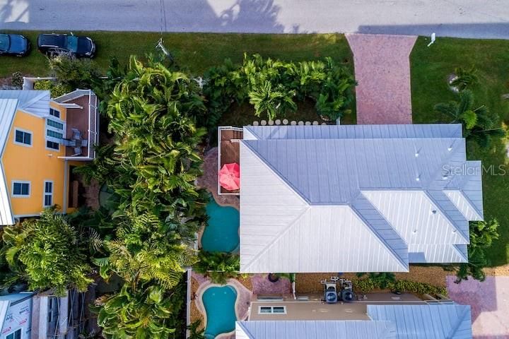 En Renta: $8,000 (3 camas, 3 baños, 2048 Pies cuadrados)