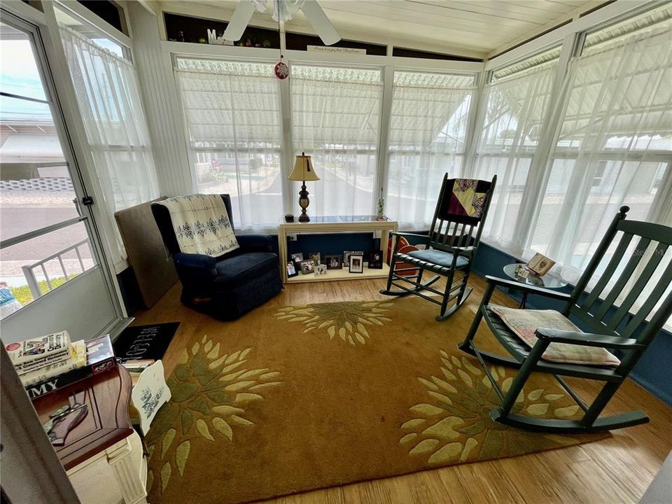 En Venta: $119,900 (2 camas, 2 baños, 864 Pies cuadrados)