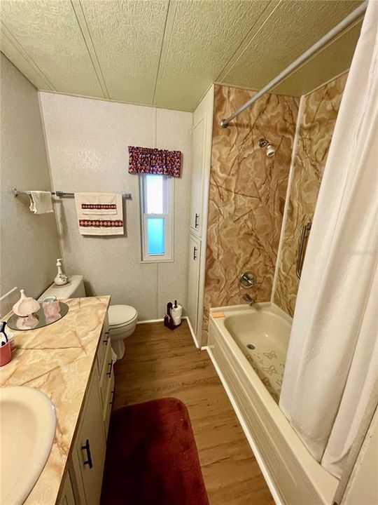 En Venta: $119,900 (2 camas, 2 baños, 864 Pies cuadrados)