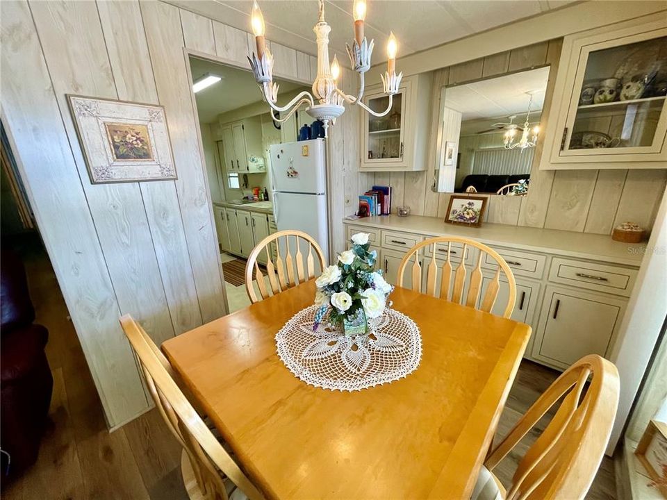 En Venta: $119,900 (2 camas, 2 baños, 864 Pies cuadrados)