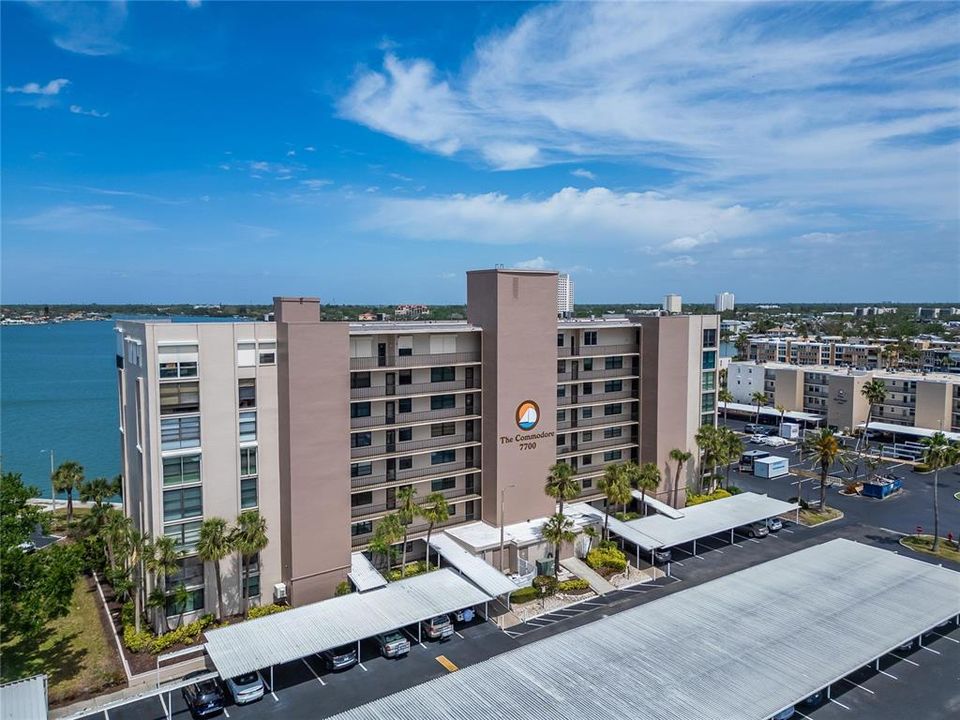 На продажу: $349,999 (1 спален, 1 ванн, 940 Квадратных фут)