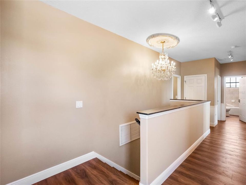 На продажу: $669,000 (6 спален, 4 ванн, 4476 Квадратных фут)