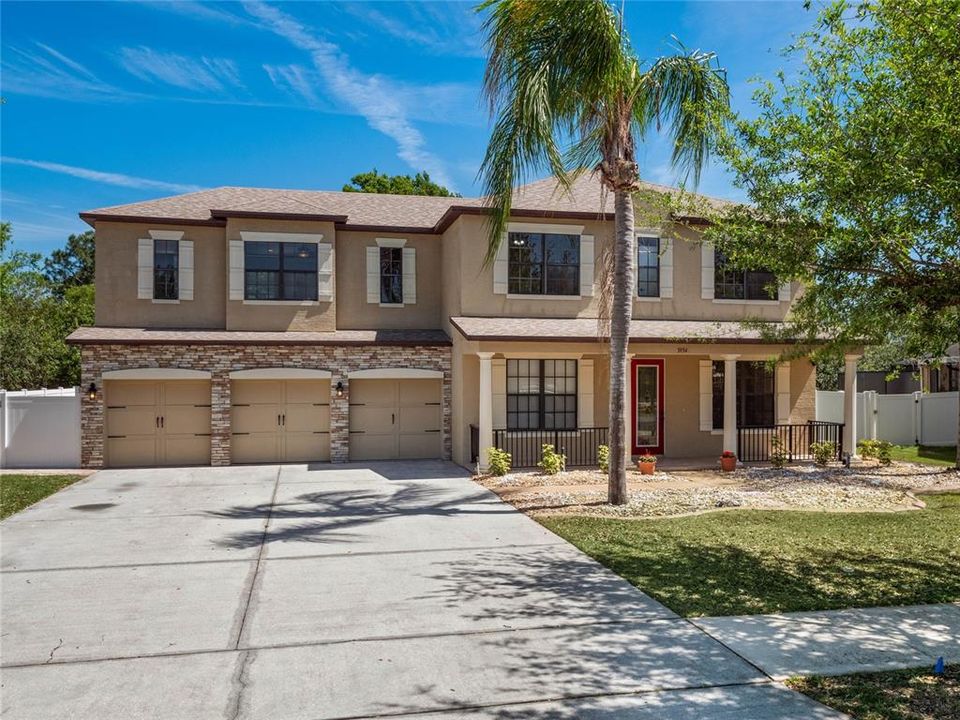 На продажу: $669,000 (6 спален, 4 ванн, 4476 Квадратных фут)