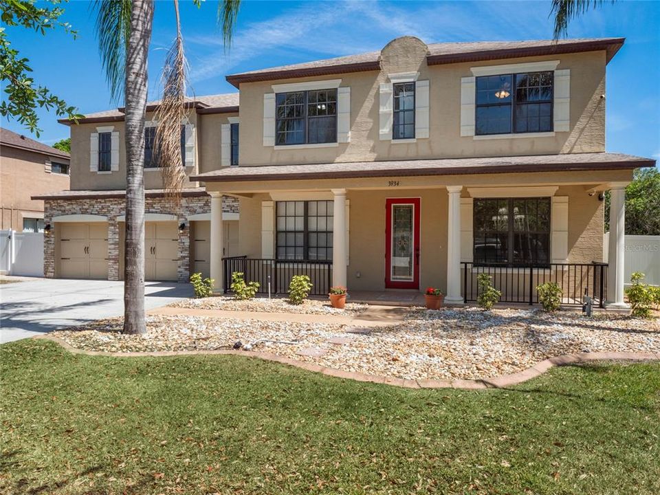 На продажу: $669,000 (6 спален, 4 ванн, 4476 Квадратных фут)