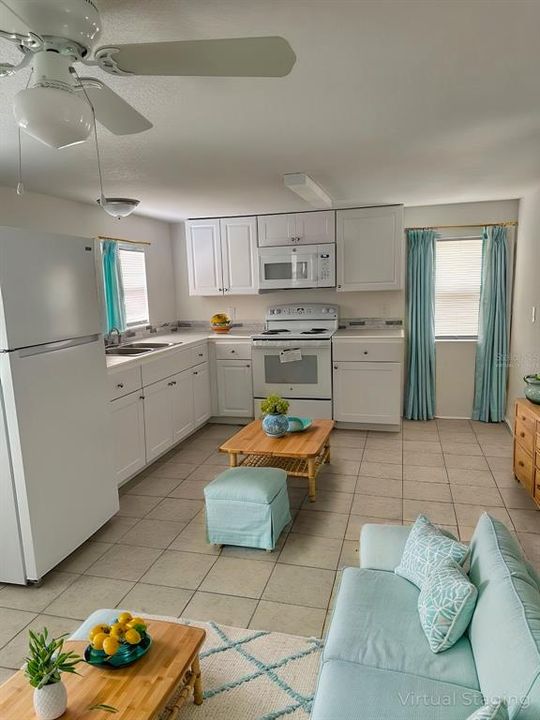 For Sale: $99,900 (1 beds, 1 baths, 480 Square Feet)