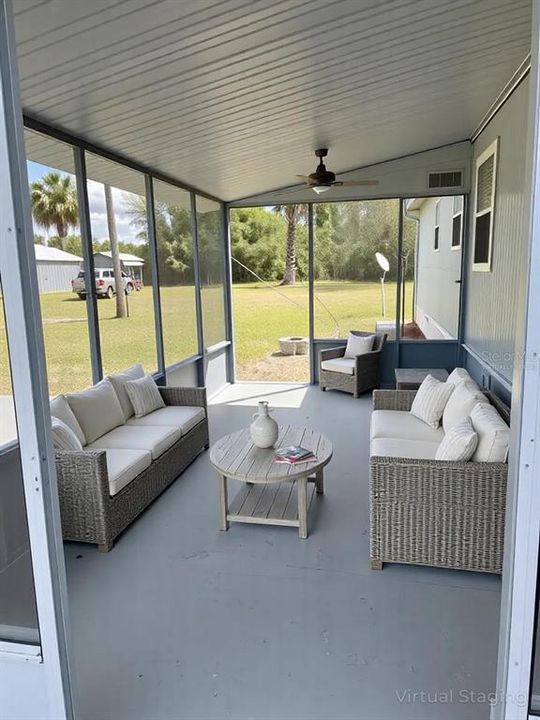 For Sale: $99,900 (1 beds, 1 baths, 480 Square Feet)