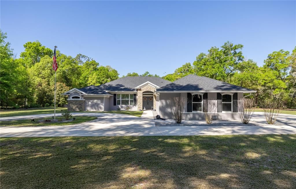 Recently Sold: $674,900 (4 beds, 2 baths, 2617 Square Feet)