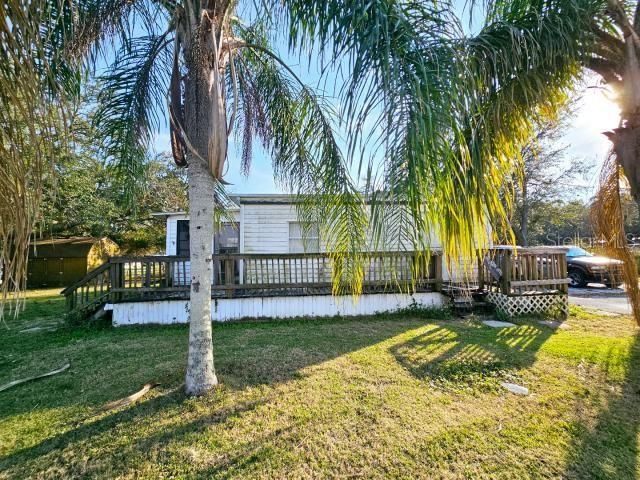 最近售出: $74,900 (3 贝兹, 2 浴室, 1296 平方英尺)