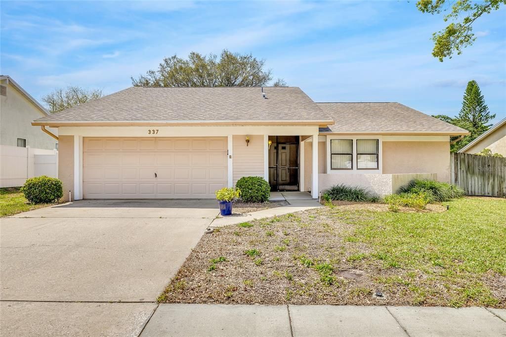Recently Sold: $429,900 (3 beds, 2 baths, 1356 Square Feet)