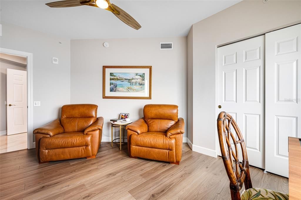 For Sale: $825,000 (3 beds, 2 baths, 1543 Square Feet)