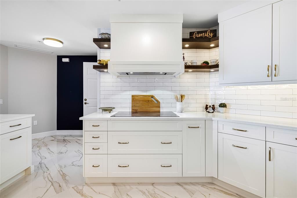 For Sale: $825,000 (3 beds, 2 baths, 1543 Square Feet)