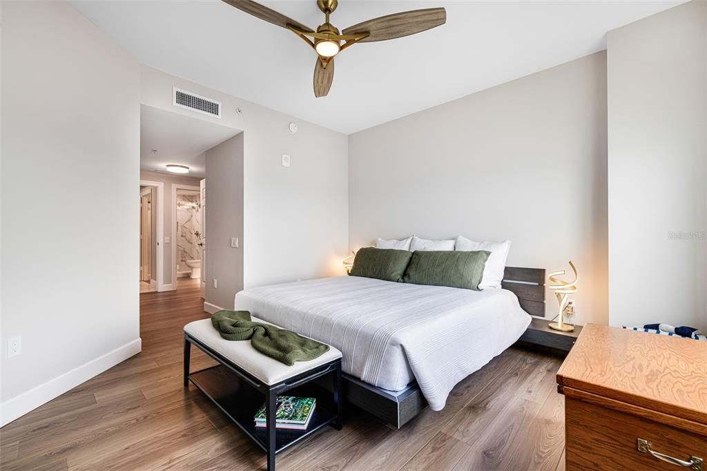 For Sale: $825,000 (3 beds, 2 baths, 1543 Square Feet)