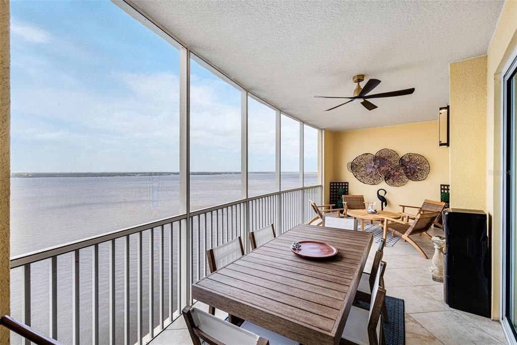 For Sale: $825,000 (3 beds, 2 baths, 1543 Square Feet)