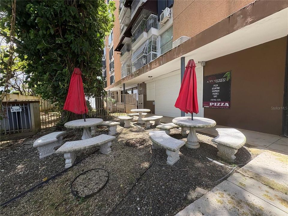 На продажу: $100,000 (0 спален, 0 ванн, 0 Квадратных фут)