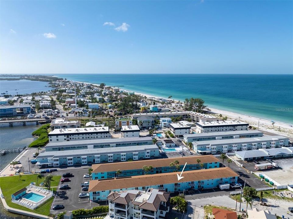 For Sale: $408,490 (1 beds, 1 baths, 594 Square Feet)