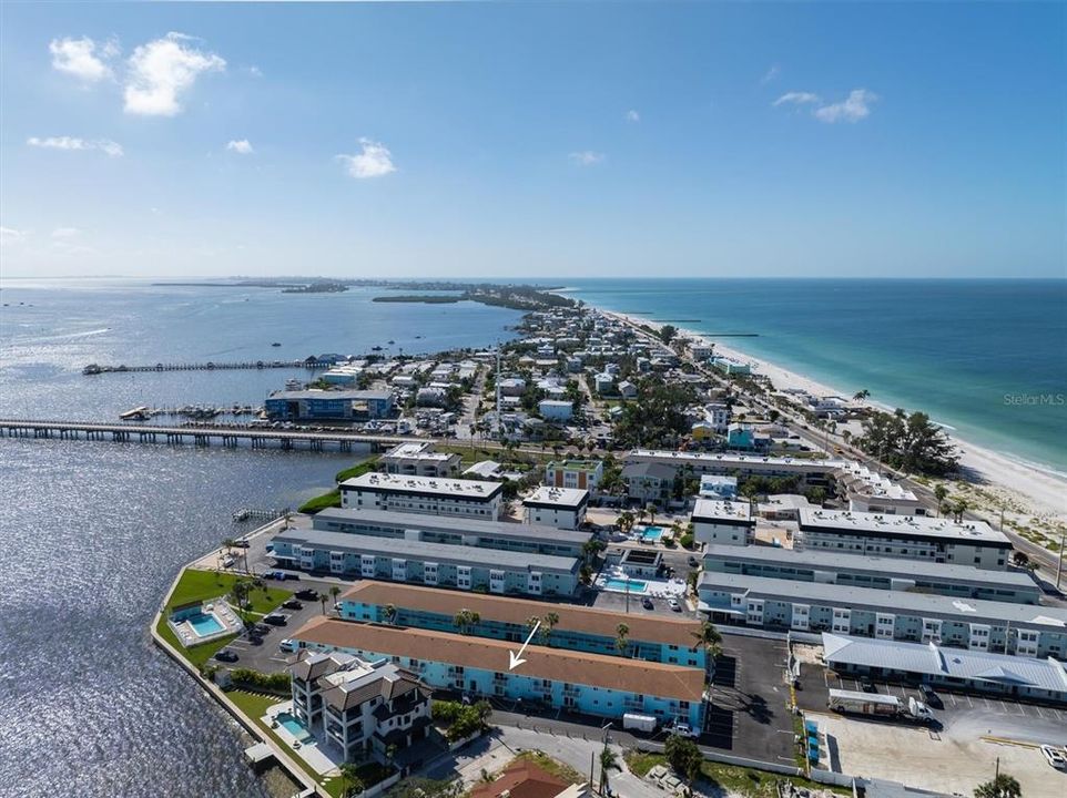 For Sale: $408,490 (1 beds, 1 baths, 594 Square Feet)