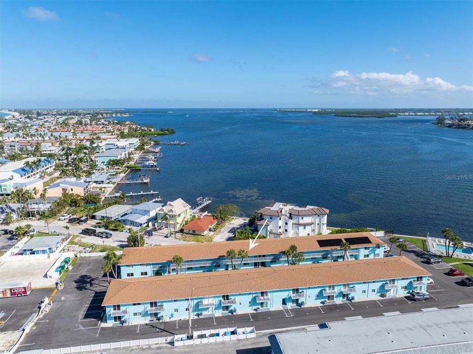 For Sale: $408,490 (1 beds, 1 baths, 594 Square Feet)