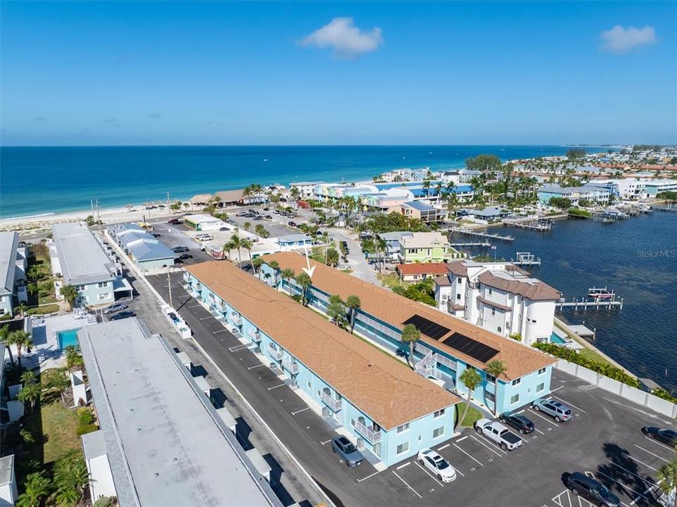 For Sale: $408,490 (1 beds, 1 baths, 594 Square Feet)