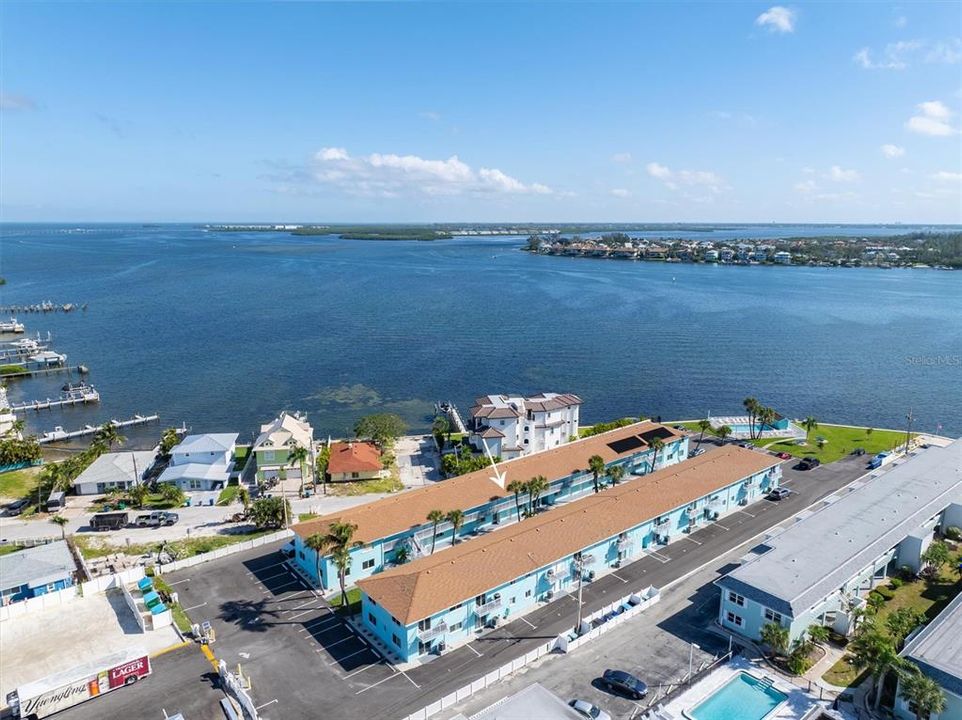 For Sale: $408,490 (1 beds, 1 baths, 594 Square Feet)