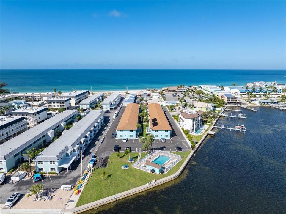 For Sale: $408,490 (1 beds, 1 baths, 594 Square Feet)