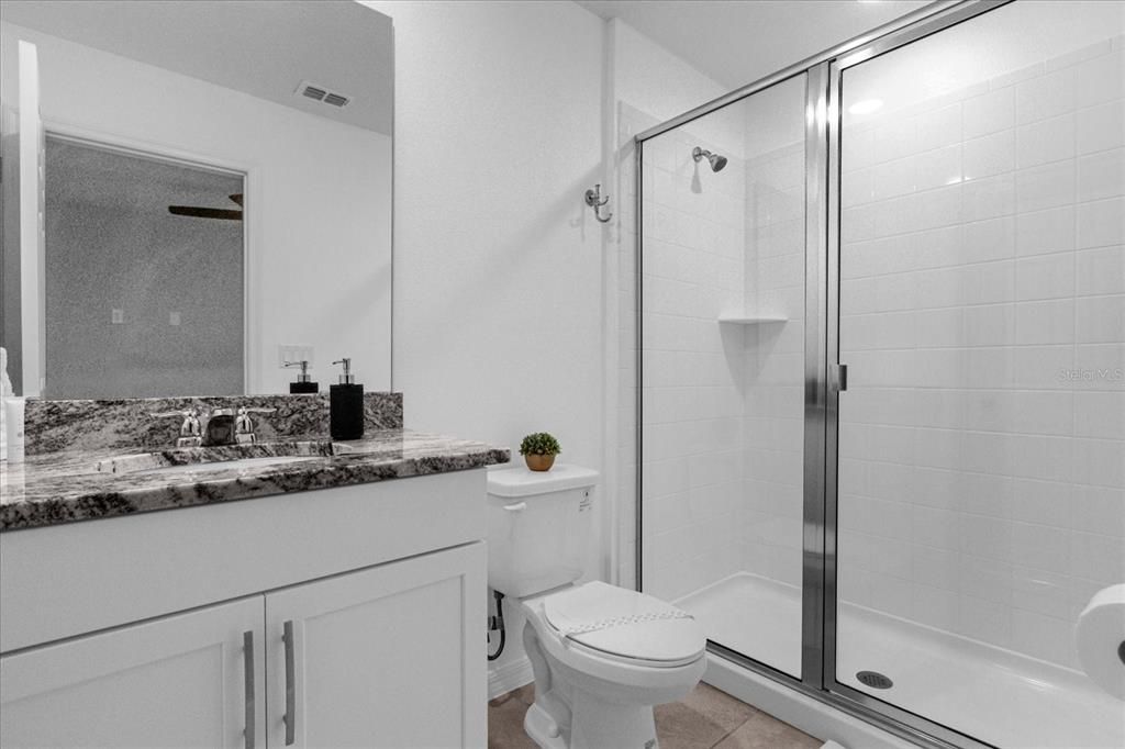 En Venta: $490,000 (4 camas, 4 baños, 2145 Pies cuadrados)