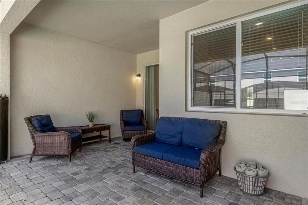 En Venta: $490,000 (4 camas, 4 baños, 2145 Pies cuadrados)