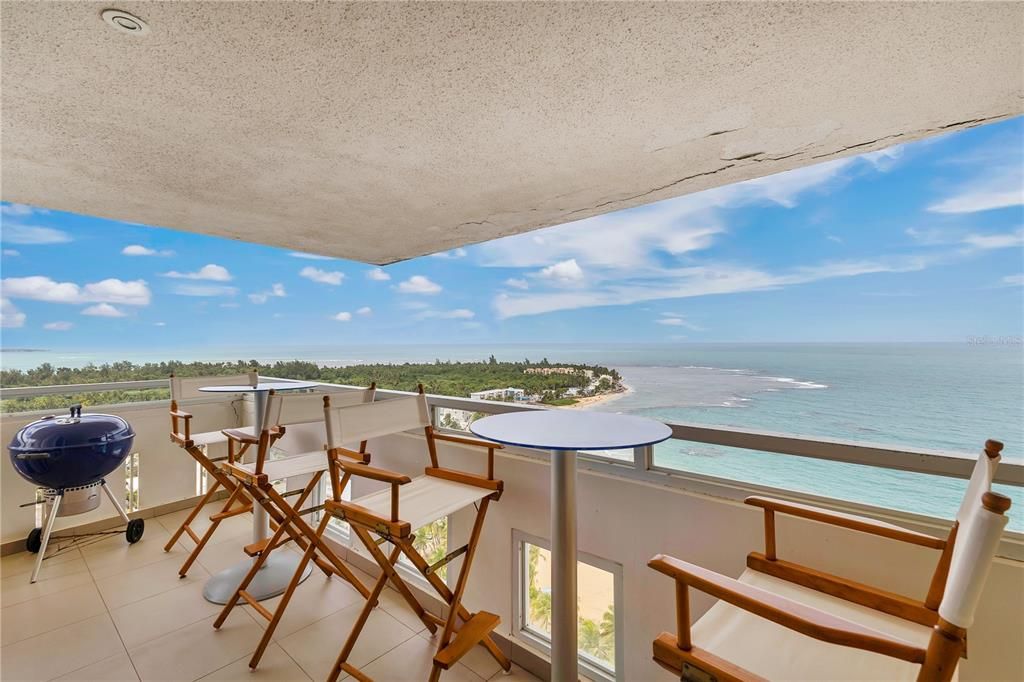 Active With Contract: $560,000 (2 beds, 2 baths, 1235 Square Feet)