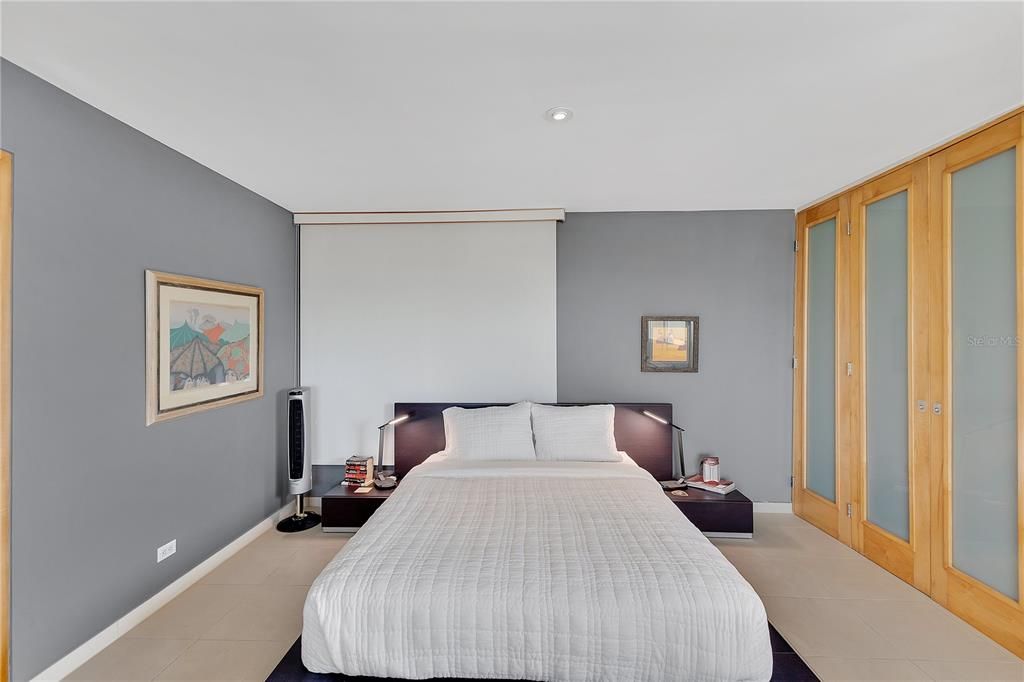 Active With Contract: $560,000 (2 beds, 2 baths, 1235 Square Feet)