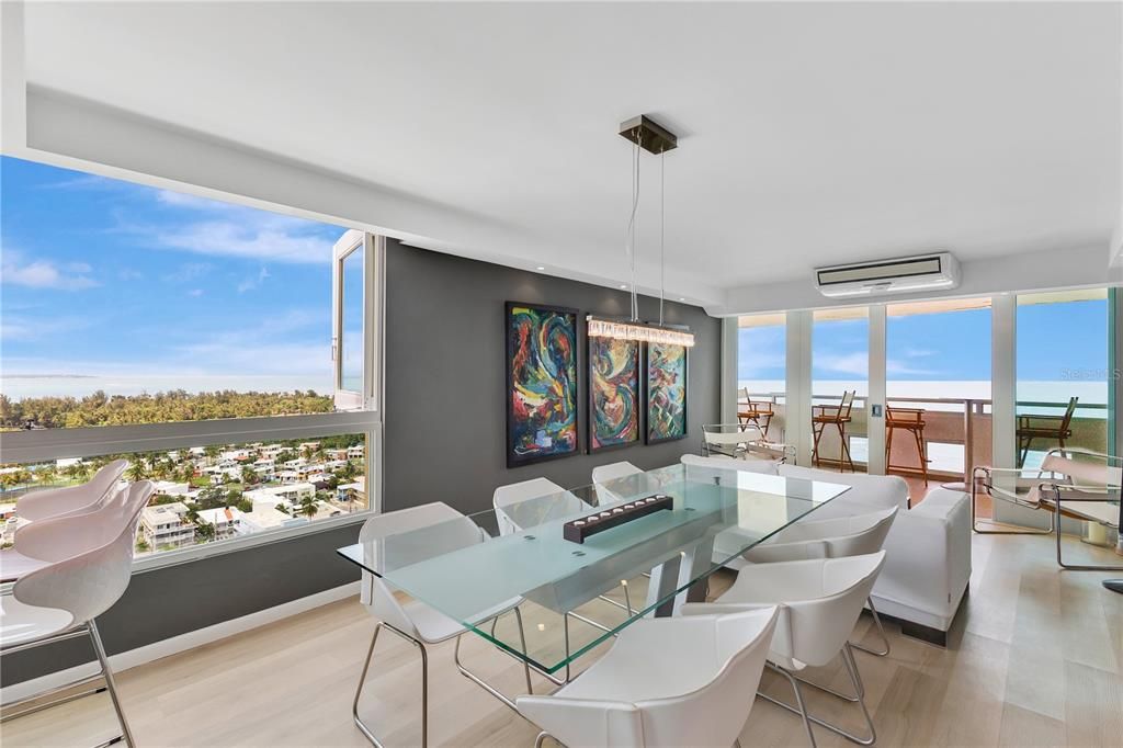 Active With Contract: $560,000 (2 beds, 2 baths, 1235 Square Feet)