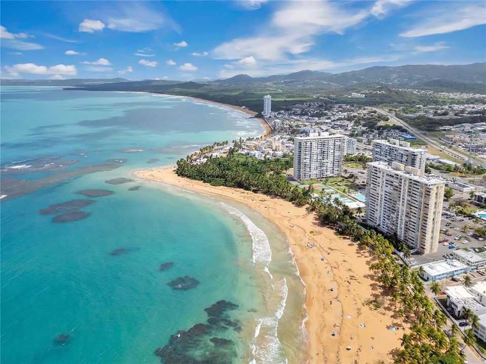 Active With Contract: $560,000 (2 beds, 2 baths, 1235 Square Feet)