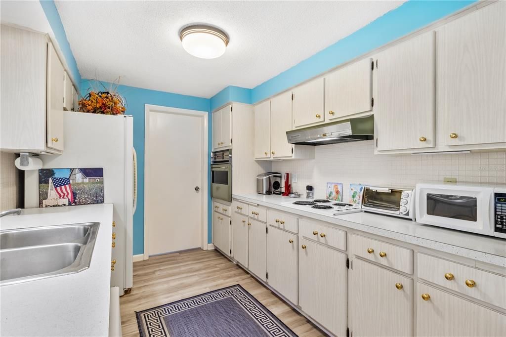 В аренду: $3,500 (2 спален, 2 ванн, 1290 Квадратных фут)