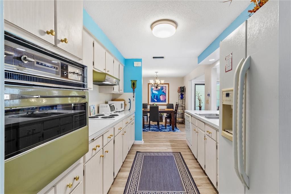 В аренду: $3,500 (2 спален, 2 ванн, 1290 Квадратных фут)