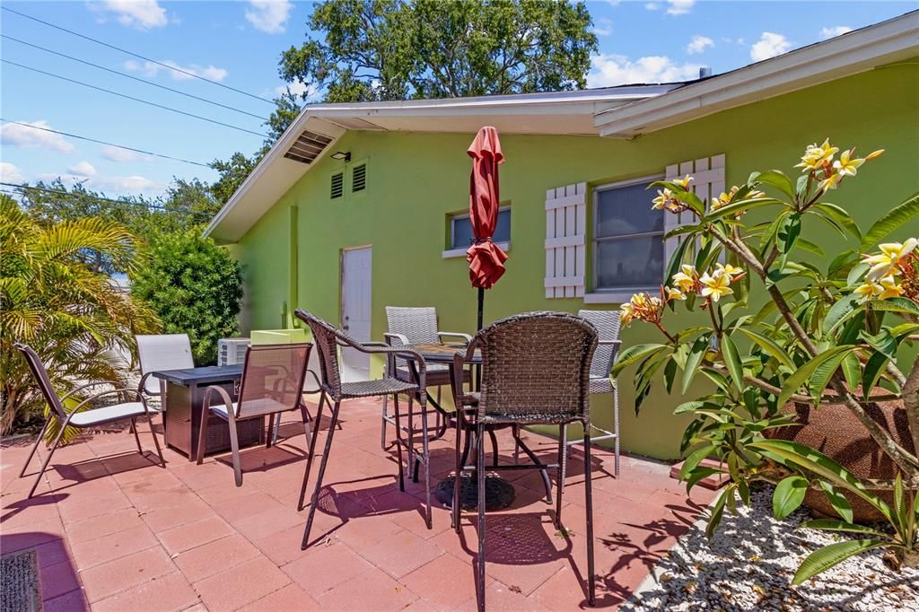 В аренду: $3,500 (2 спален, 2 ванн, 1290 Квадратных фут)