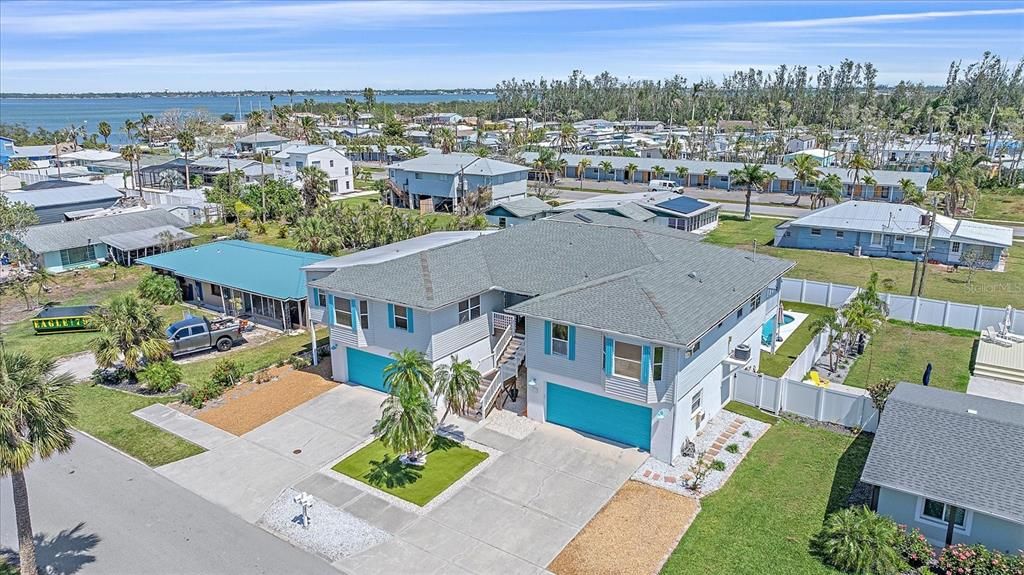 For Sale: $1,500,000 (5 beds, 4 baths, 4054 Square Feet)