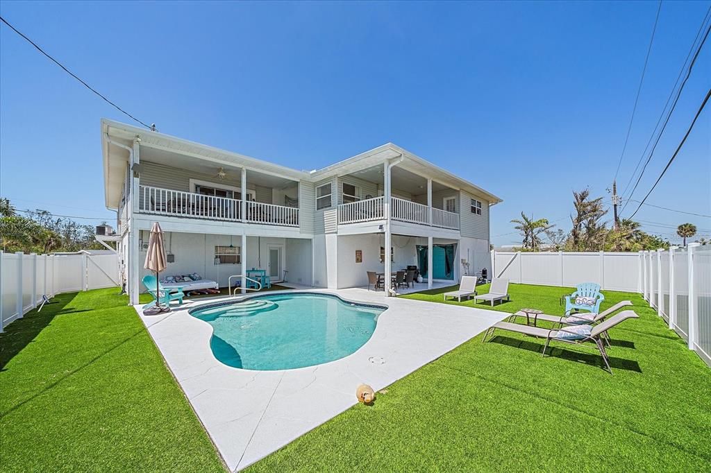 For Sale: $1,500,000 (5 beds, 4 baths, 4054 Square Feet)