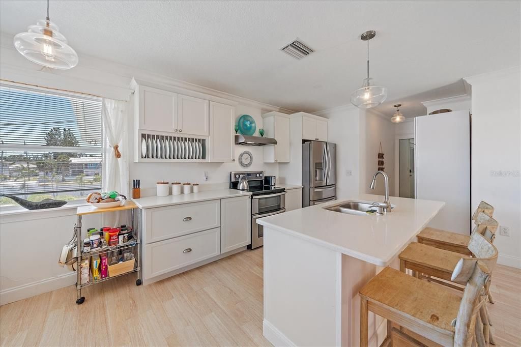 For Sale: $1,500,000 (5 beds, 4 baths, 4054 Square Feet)