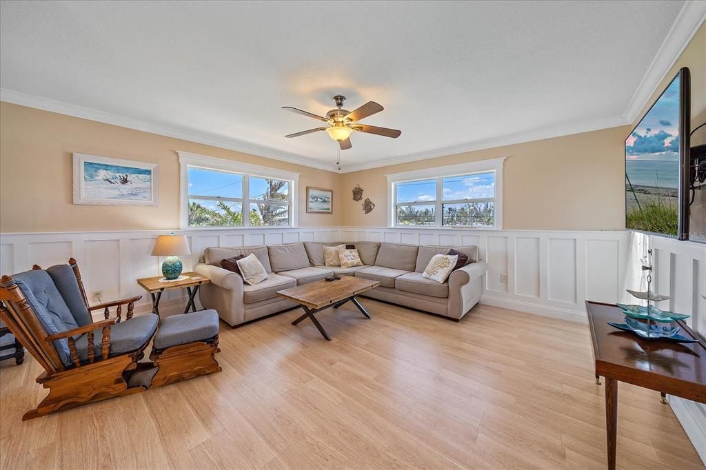 For Sale: $1,500,000 (5 beds, 4 baths, 4054 Square Feet)