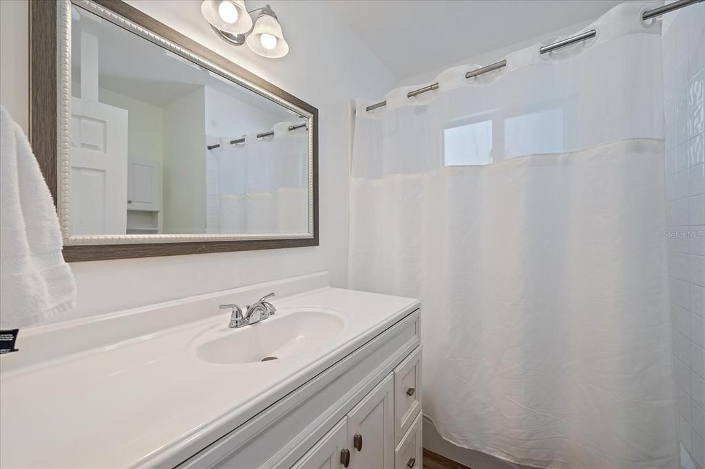 For Sale: $1,500,000 (5 beds, 4 baths, 4054 Square Feet)