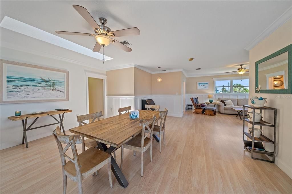 For Sale: $1,500,000 (5 beds, 4 baths, 4054 Square Feet)